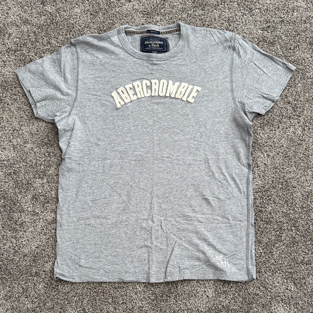 Abercrombie & Fitch Light Gray Muscle Tee